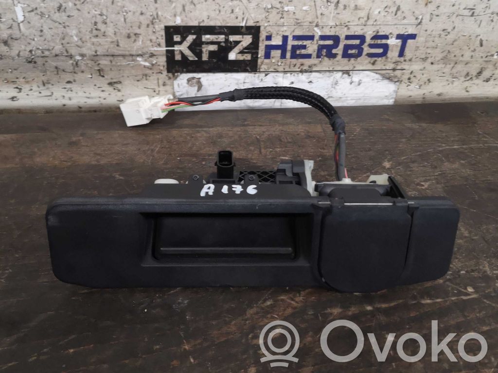 Mercedes-Benz A W176 Interruttore apertura sportello carburante 