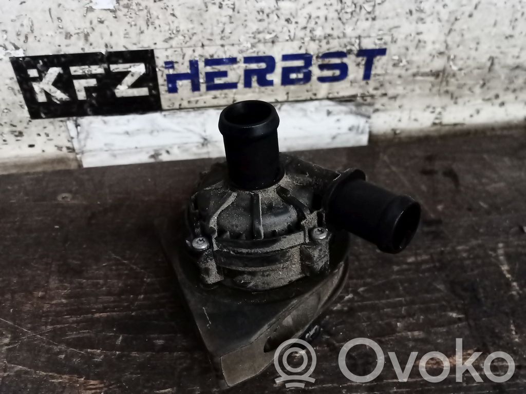Volkswagen Polo VI Kühlwasserpumpe Wasserpumpe