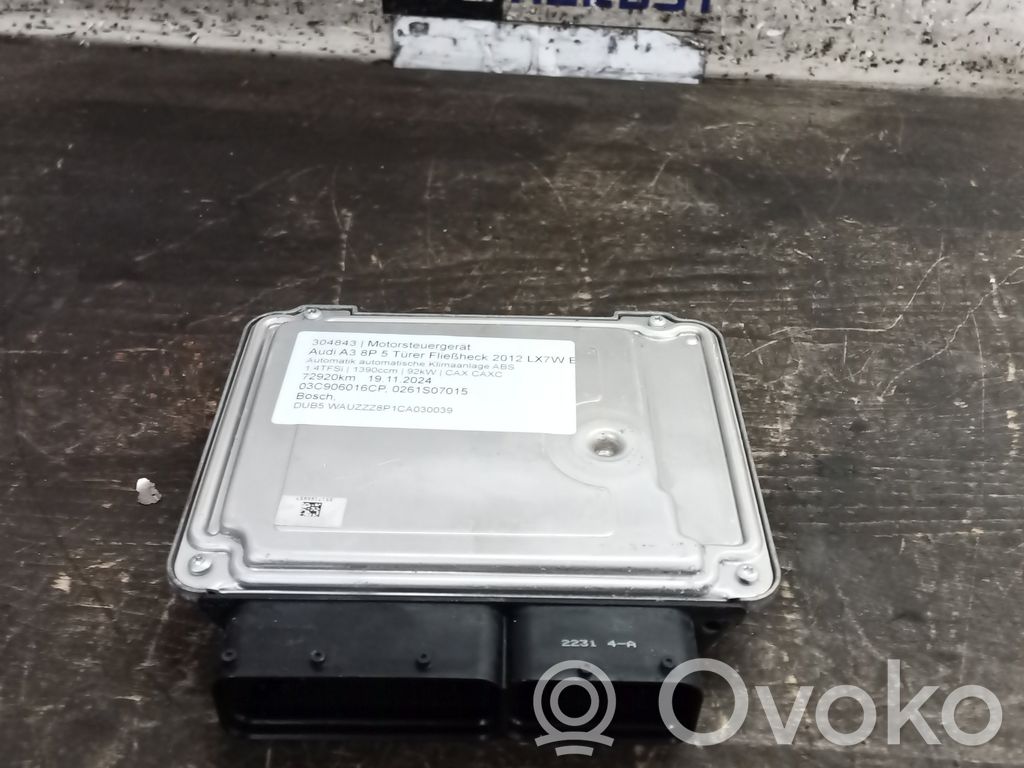 Audi A3 S3 8P Moottorin ohjainlaite/moduuli 
