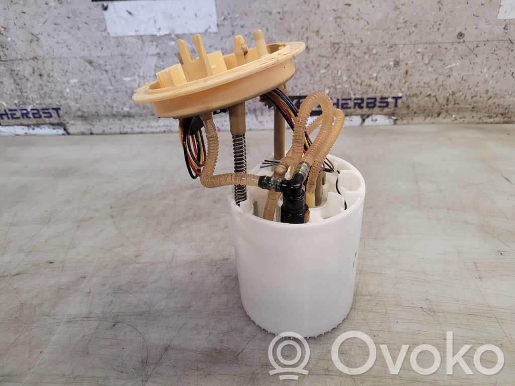 Volkswagen Golf VII Pompe d'injection de carburant à haute pression