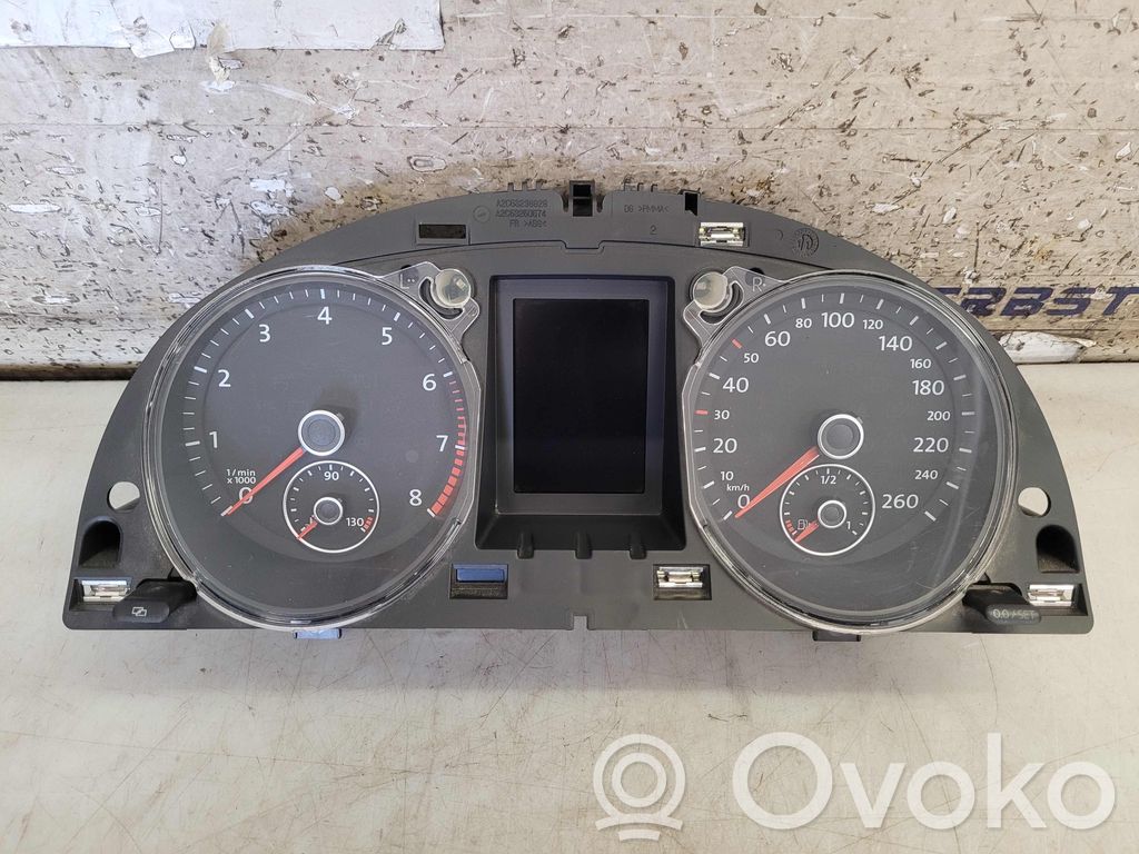 Volkswagen PASSAT B7 Nopeusmittari (mittaristo)
