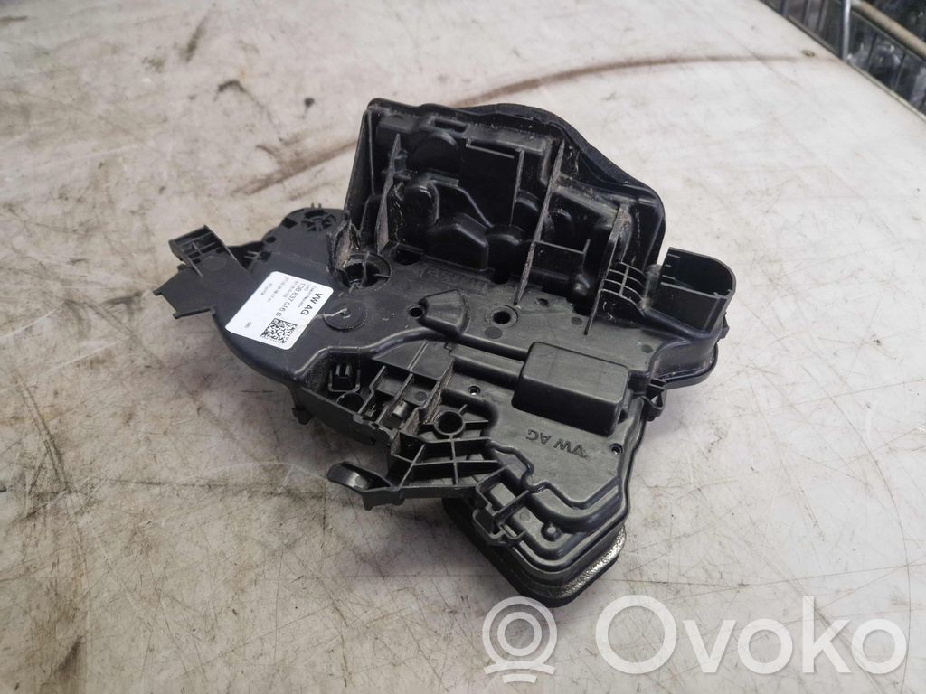 Skoda Fabia Mk4 (6VA) Etuoven lukko