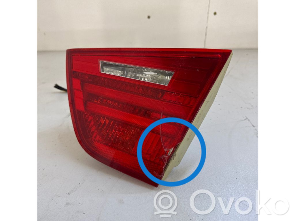 BMW 3 E90 E91 Galinis žibintas dangtyje 