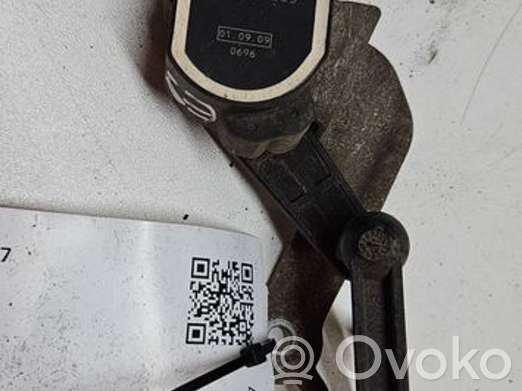 Headlight/headlamp level sensor   6785205,6785205,0696,010909
