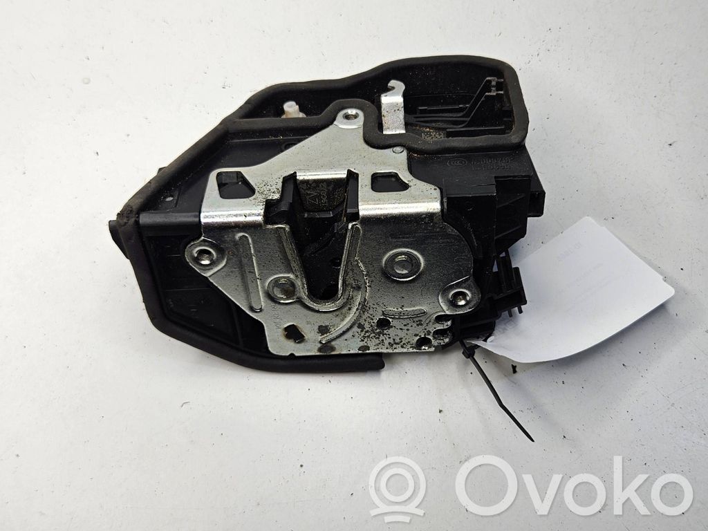 Front door lock   7229455