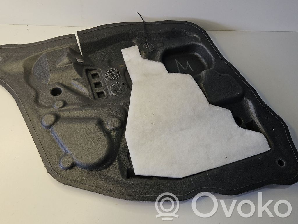 BMW 5 F10 F11 Wygłuszenie drzwi tylnych 
