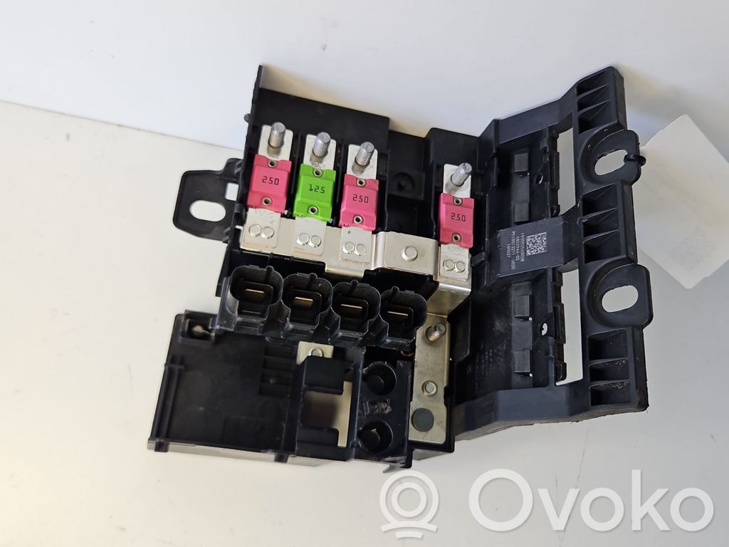 BMW 5 G30 G31 G38 Módulo de fusible 