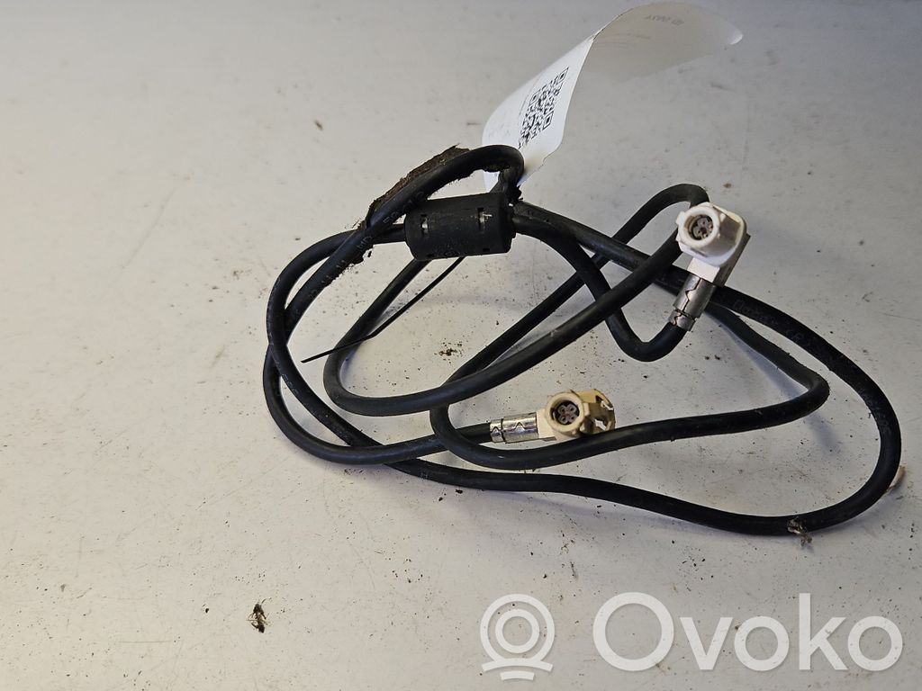BMW 5 F10 F11 USB-pistokeliitin 