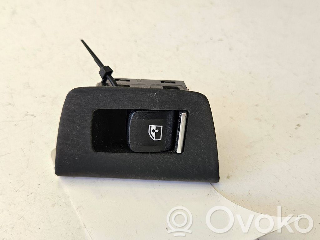 BMW 5 G30 G31 G38 Przyciski szyb 