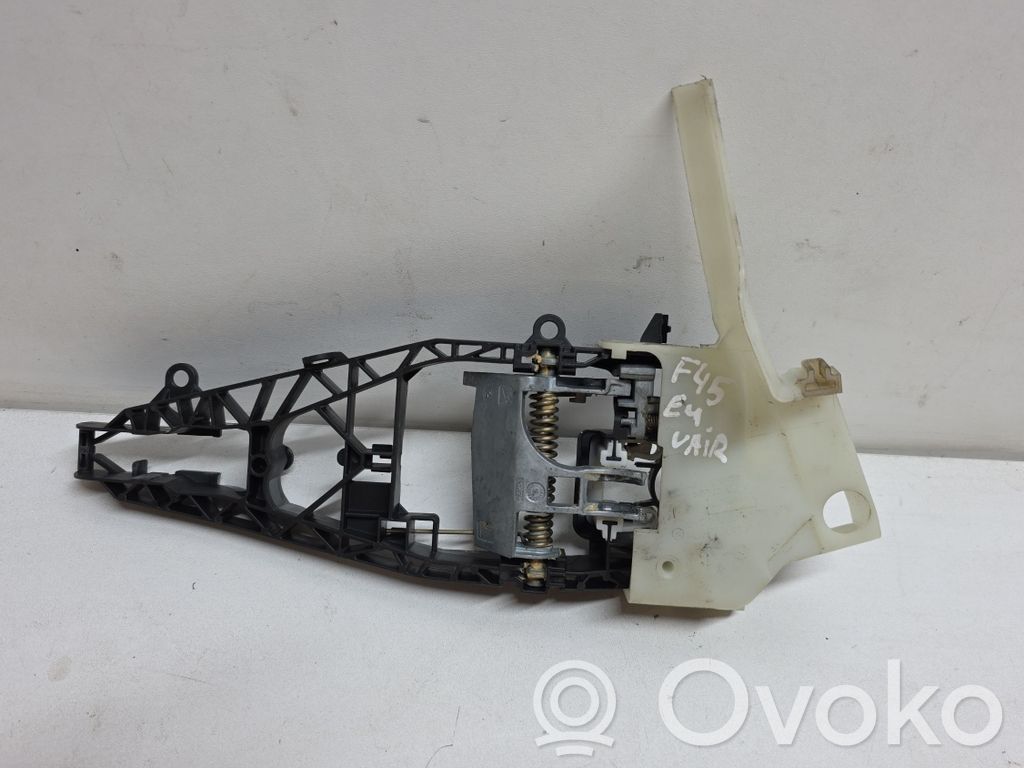 BMW 2 F45 Klamka/wspornik zewnętrzny drzwi przednich 