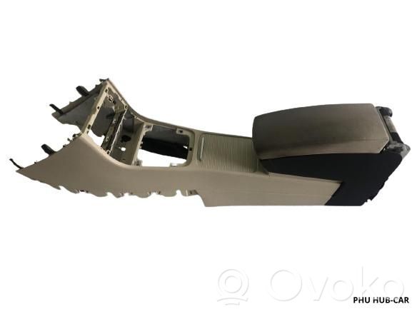 Volkswagen PASSAT CC Center console 