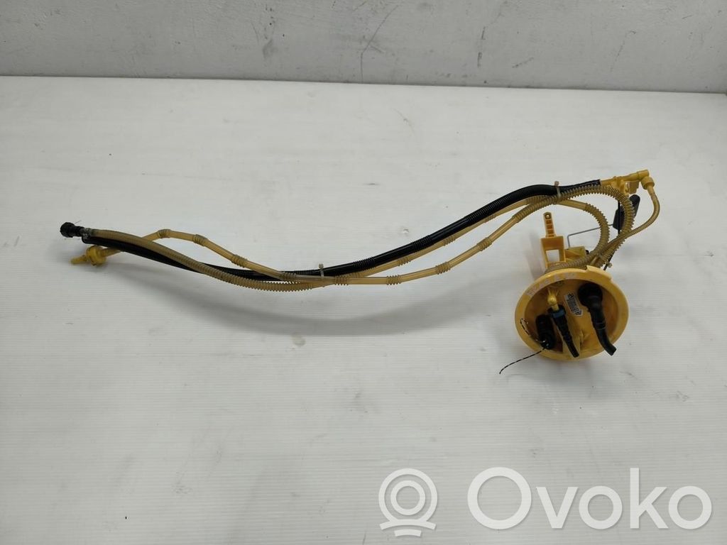 BMW 3 E90 E91 Fuel level sensor 