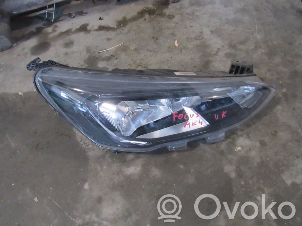Ford Focus Etu-/Ajovalo 