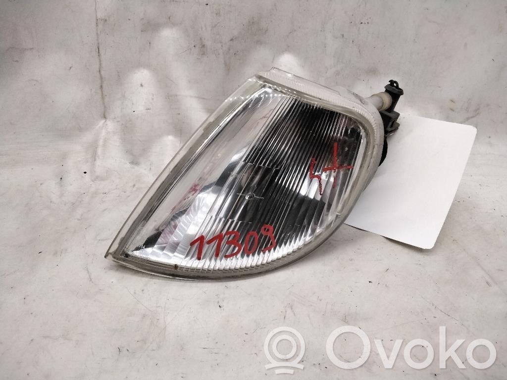 Citroen Saxo Front fender indicator light 