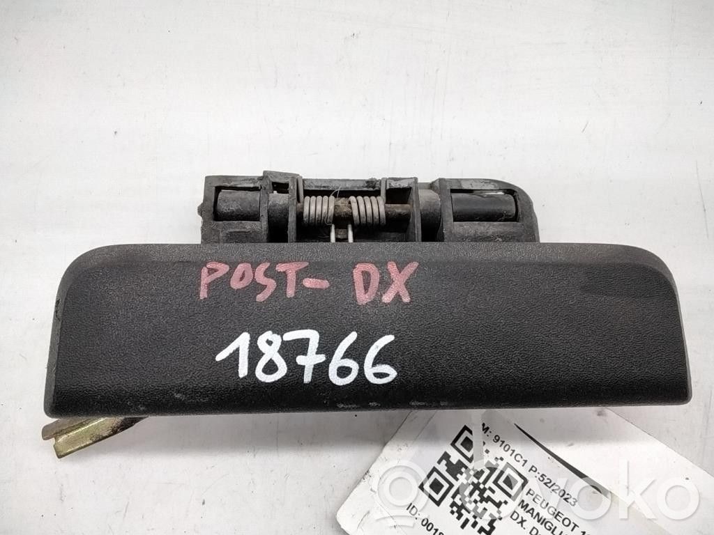 Peugeot 106 Rear door exterior handle 