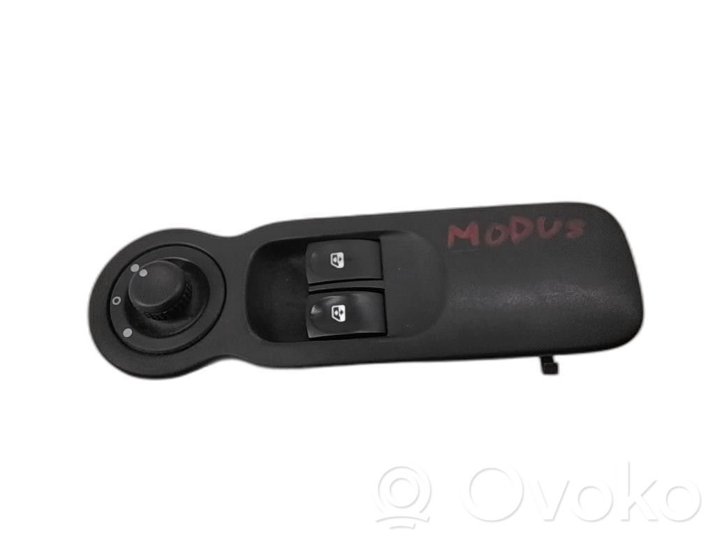 Renault Modus Przyciski szyb 