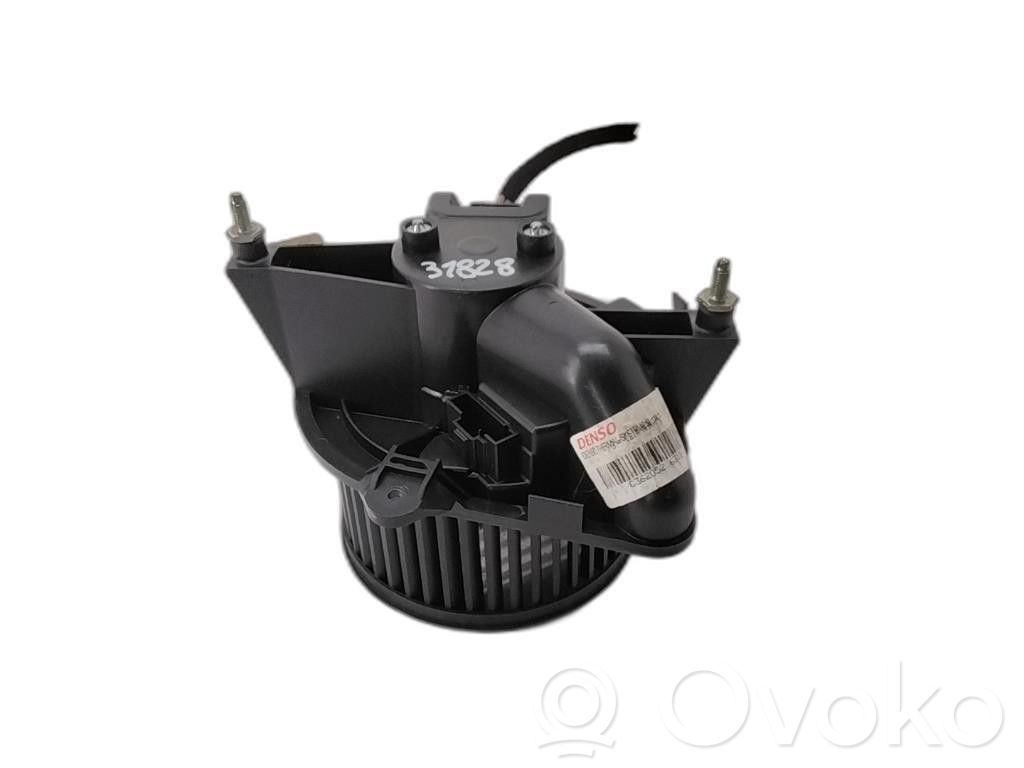Lancia Ypsilon Ventola riscaldamento/ventilatore abitacolo 