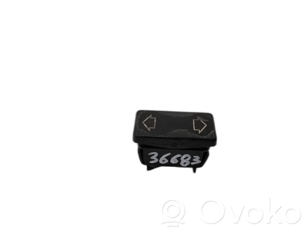 Peugeot 106 Electric window control switch 