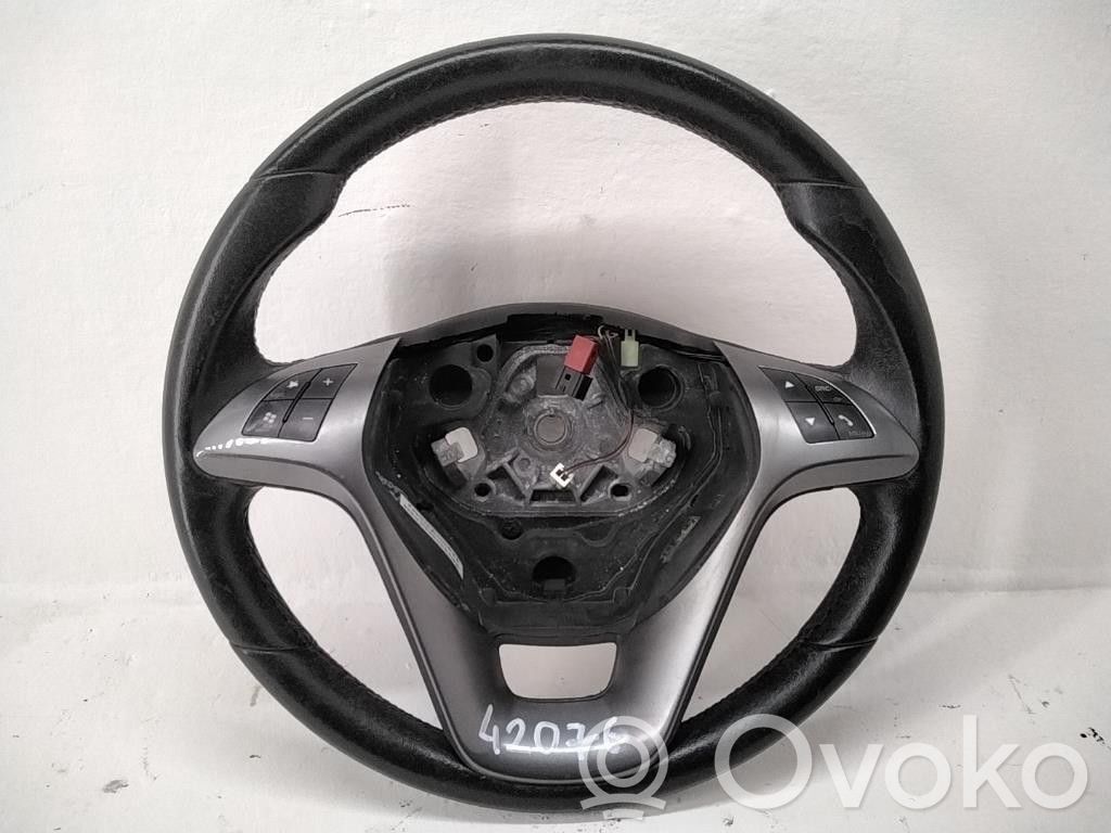Lancia Ypsilon Ohjauspyörä 