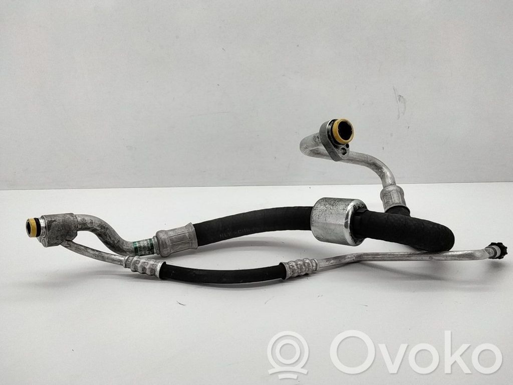 BMW 3 E90 E91 Air conditioning (A/C) pipe/hose 