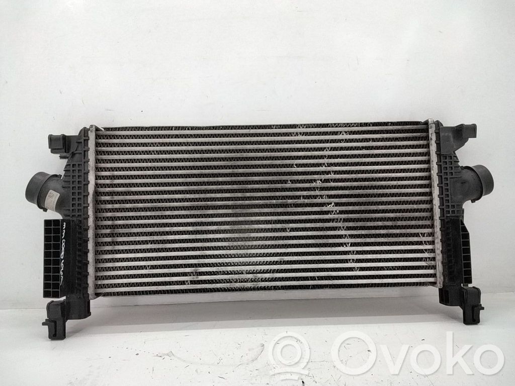 Opel Astra J Radiator intercooler 
