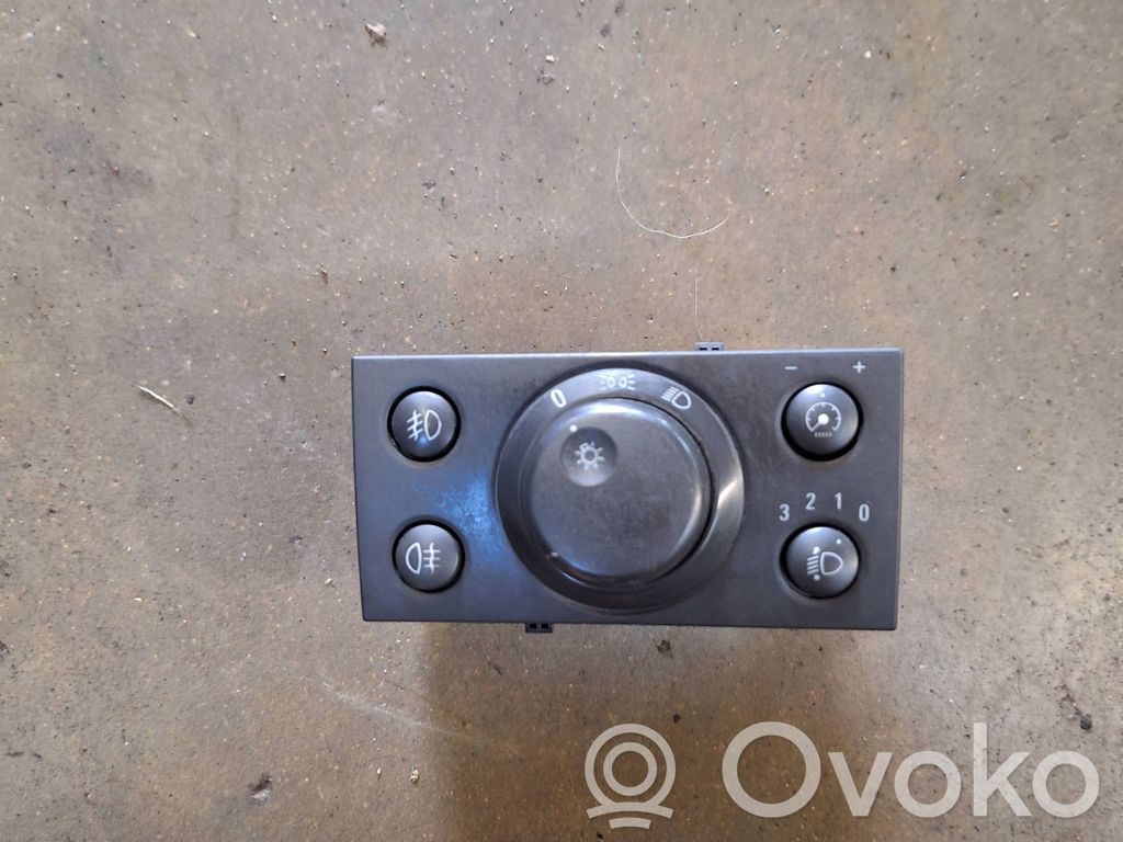 Opel Vectra C Light switch 
