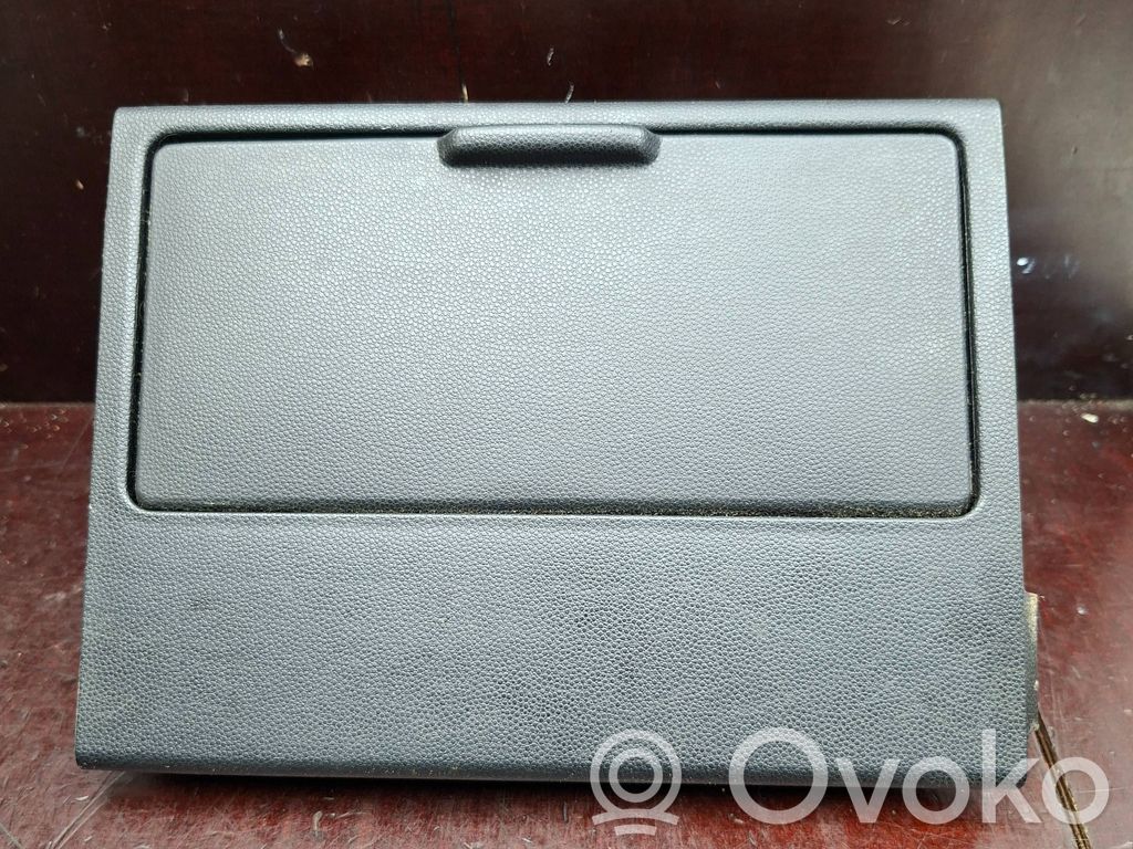 Mazda 5 Cup holder 