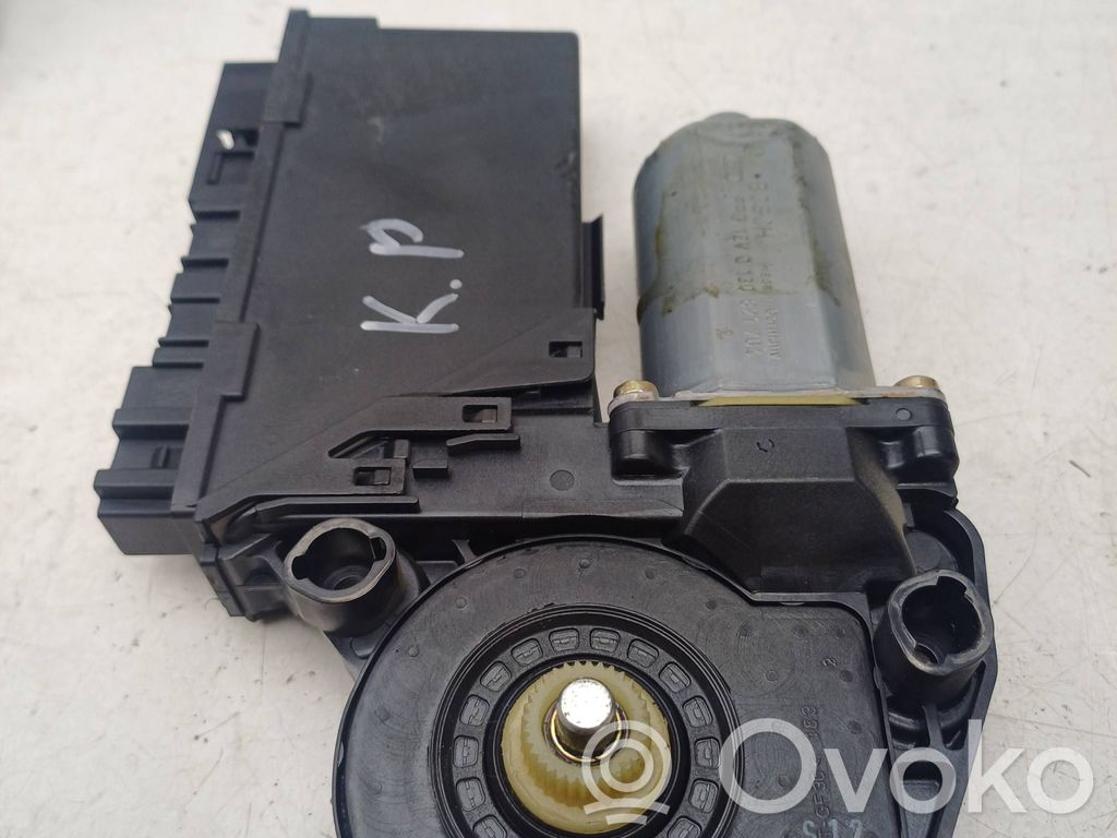Audi A2 Front door window regulator motor 