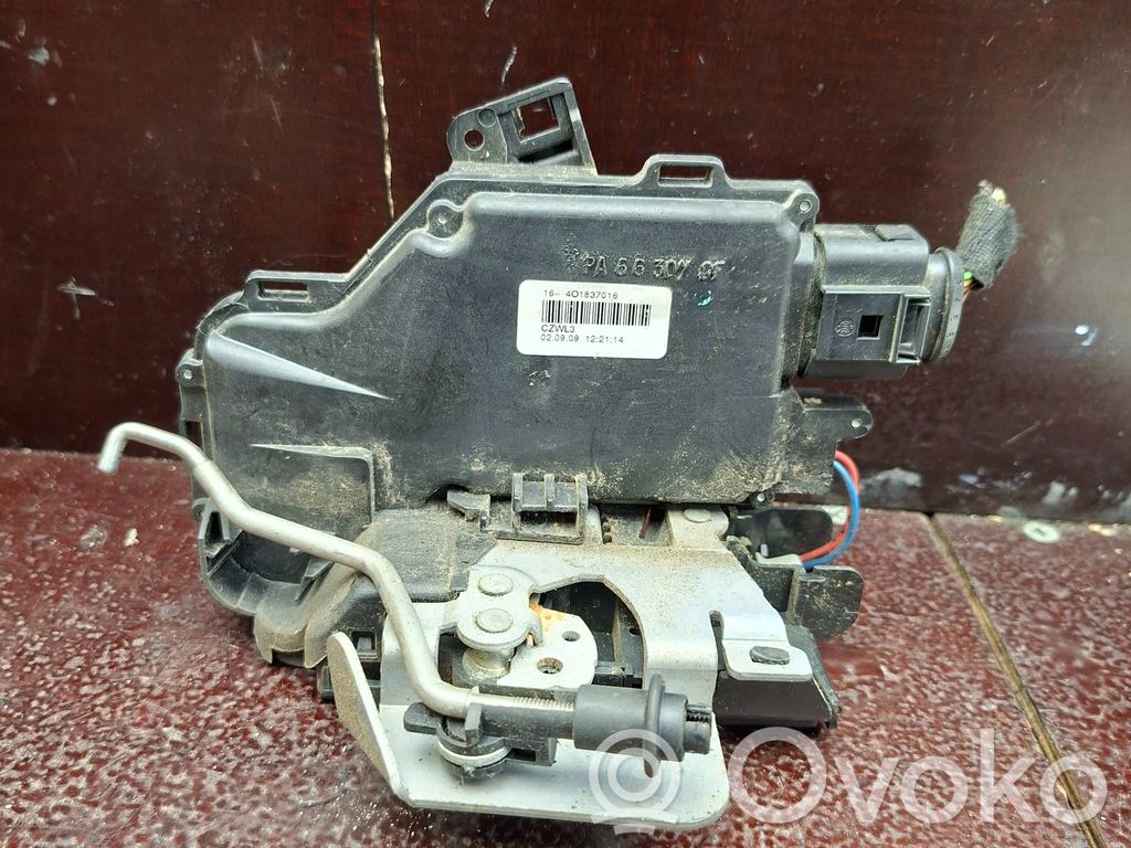 Audi A6 S6 C5 4B Încuietoare ușă față 