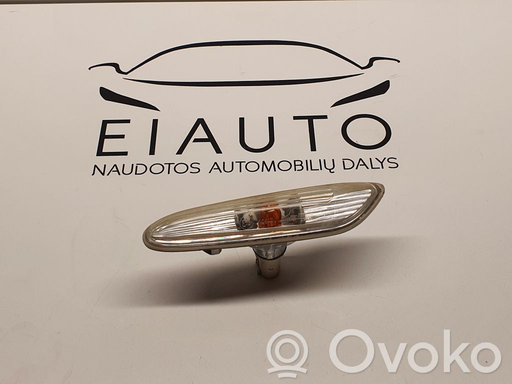 BMW 5 E60 E61 Front fender indicator light 