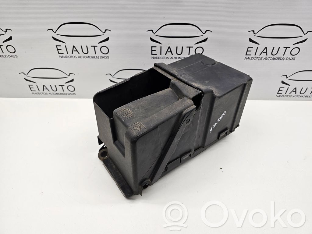 Ford Mondeo MK IV Akumulatora kaste 