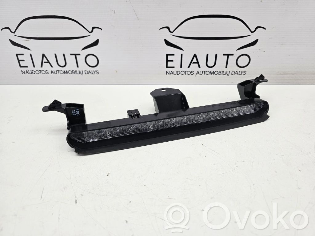 Volvo V70 Third/center stoplight 