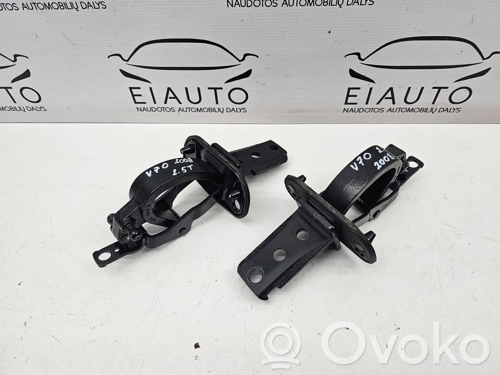Volvo V70 Tailgate/trunk/boot hinge 