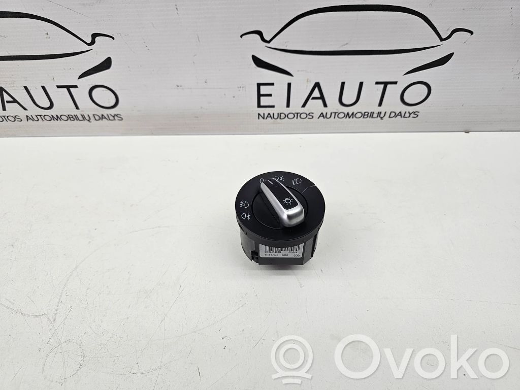 Volkswagen PASSAT CC Light switch 