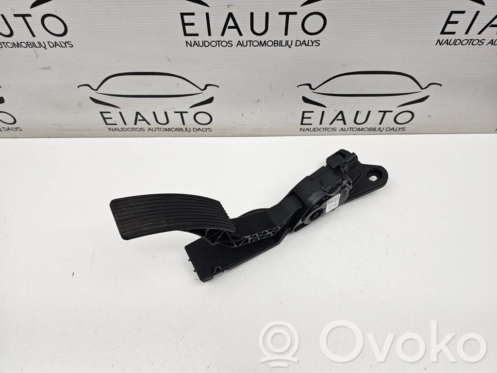 Mercedes-Benz GL X166 Accelerator throttle pedal 
