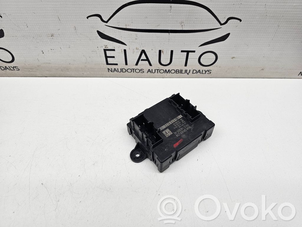Jaguar XE Unité de commande module de porte 