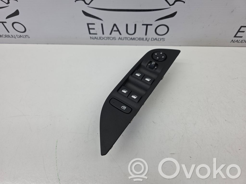 Peugeot 2008 II Electric window control switch 