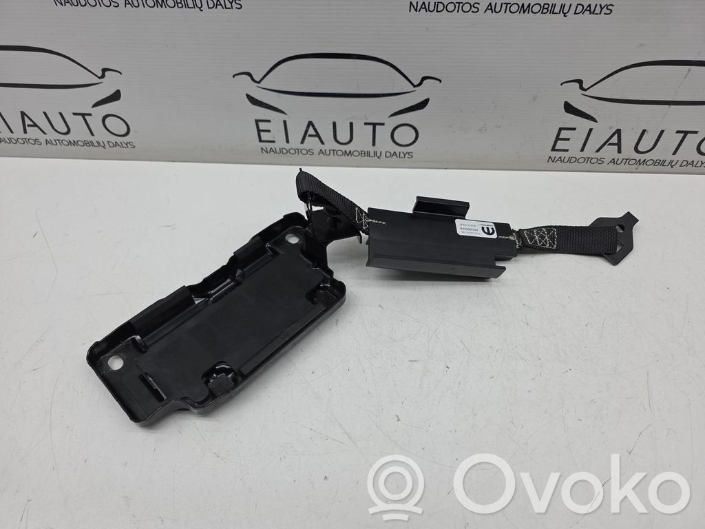 Dodge Durango III Battery tray 