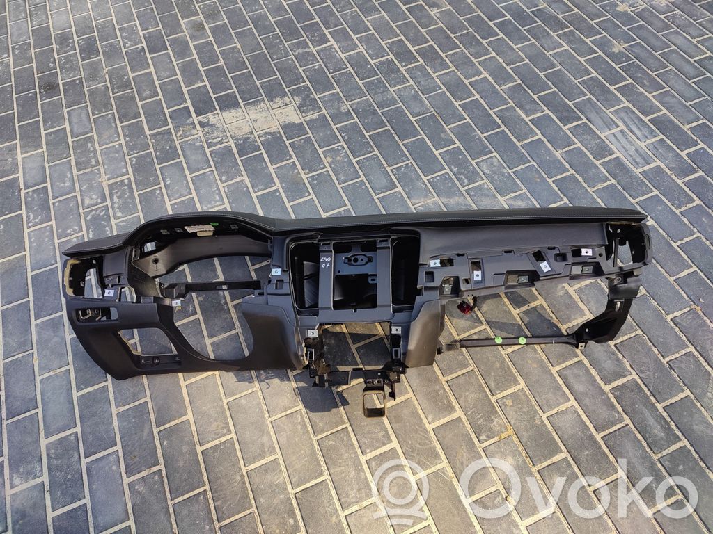 Volvo S90, V90 Panelė 