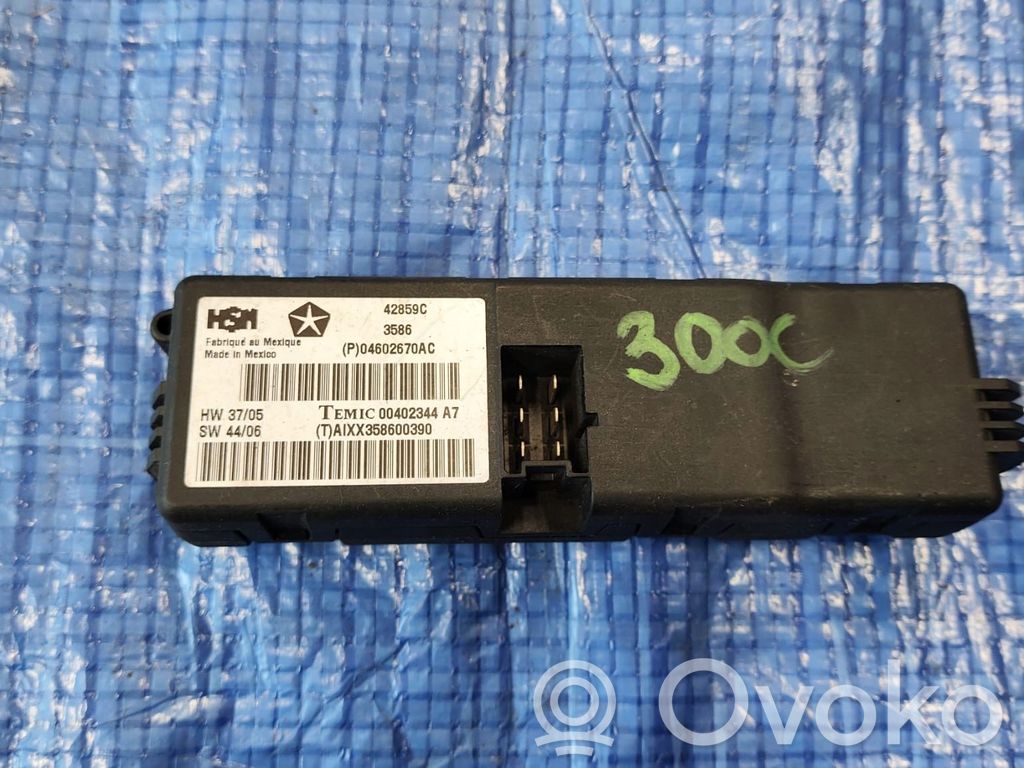 Chrysler 300 - 300C Light module LCM 