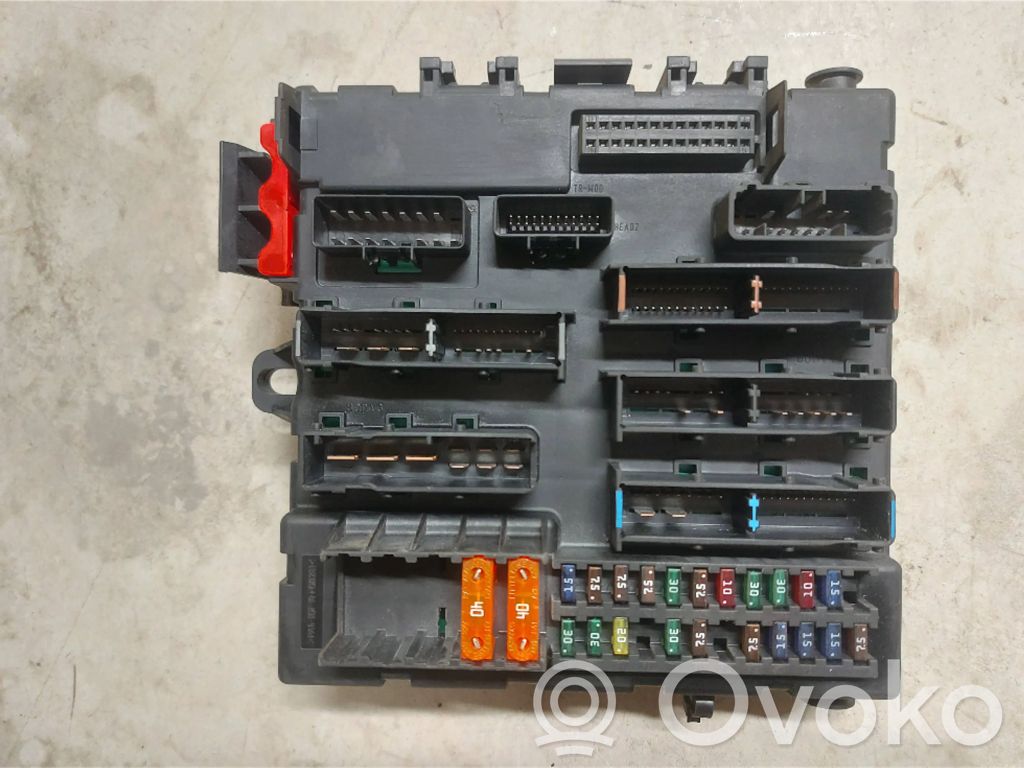 Módulo de fusible   519020200,00025420,12801000,71072000