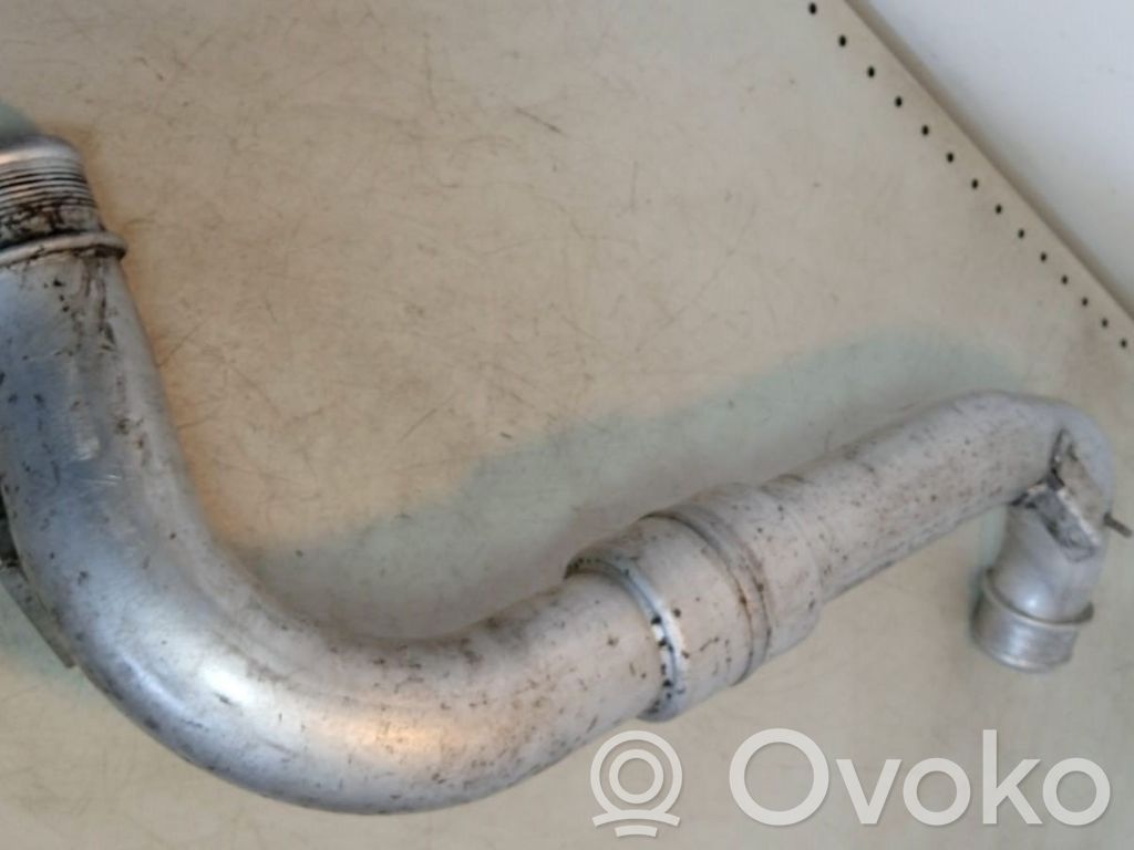 Audi A4 S4 B8 8K Interkūlera šļūtene (-es) / caurule (-es) 
