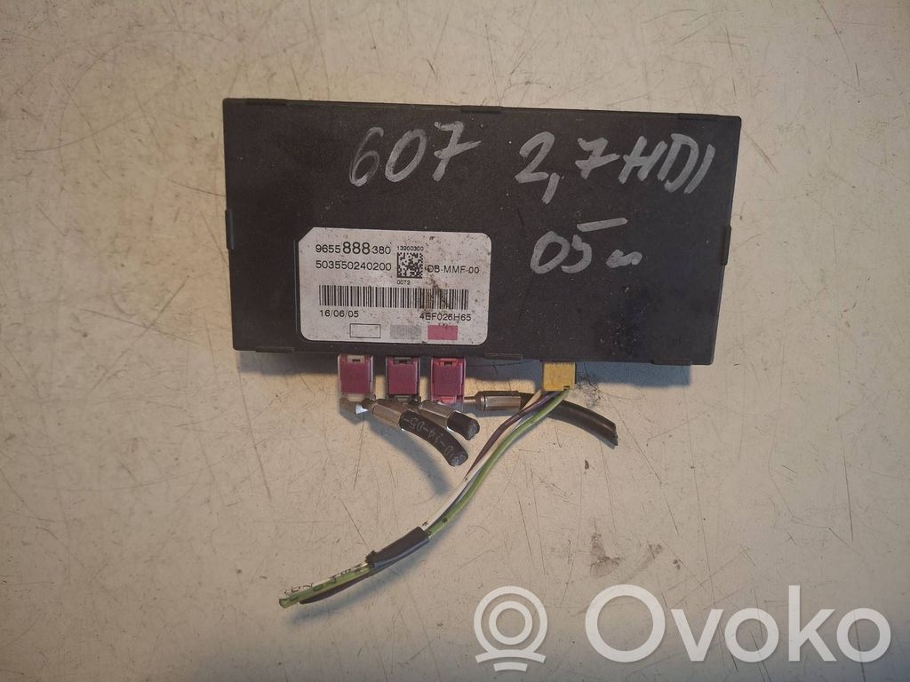 Peugeot 607 Antenos stiprintuvas 