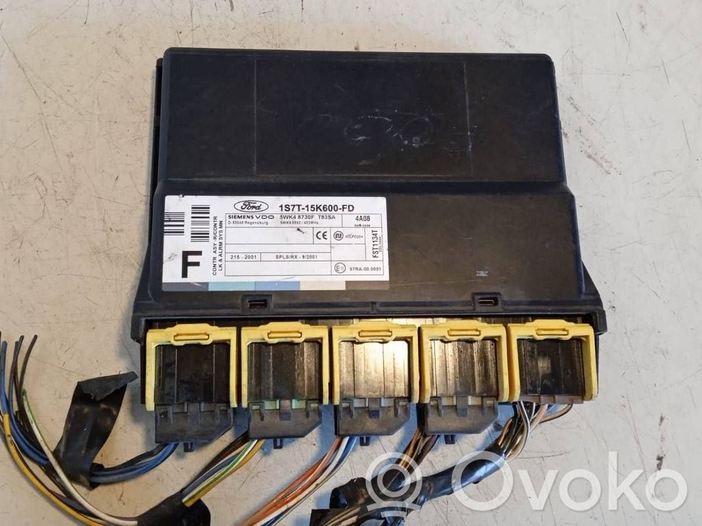 Ford Focus Comfort/convenience module 