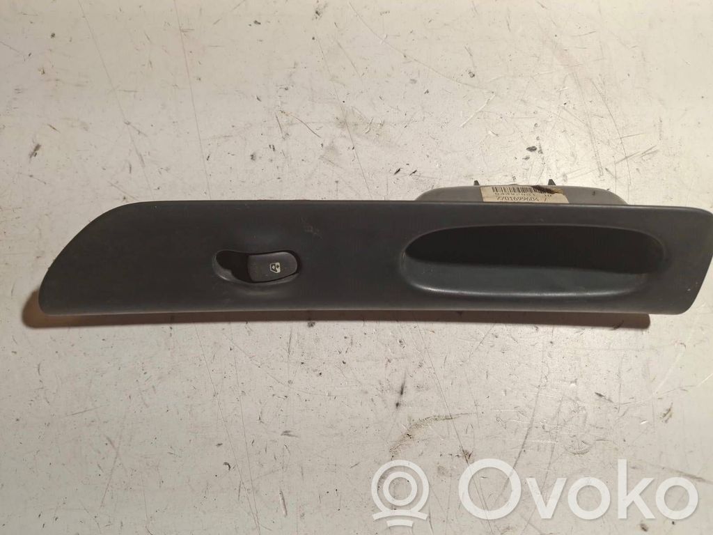 Renault Laguna I Electric window control switch 