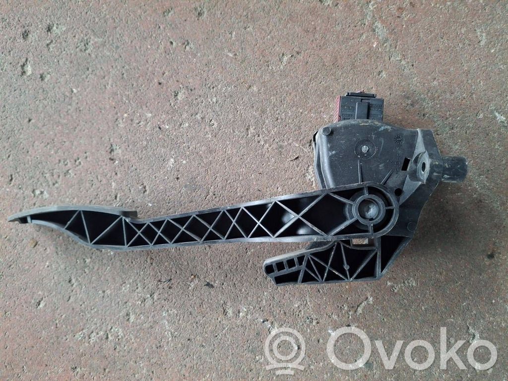 Opel Corsa C Kaasupoljin 