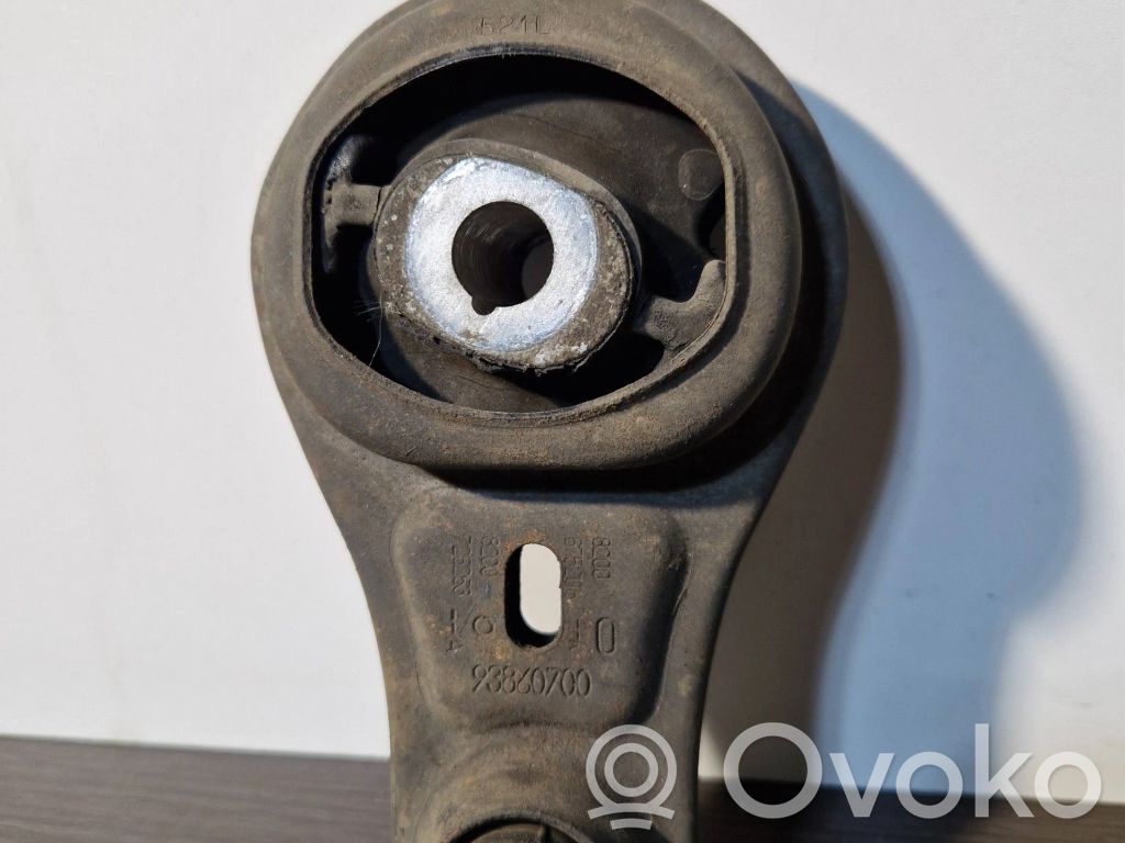 Renault Trafic III (X82) Engine mount bracket 