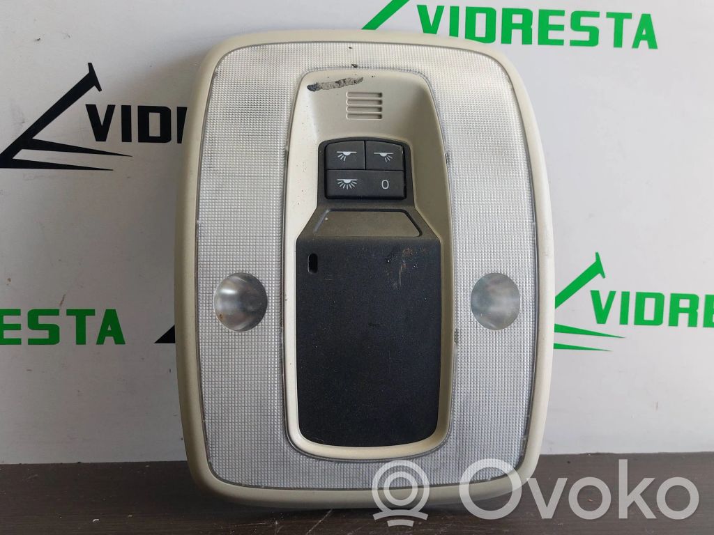 Volvo XC70 Etuistuimen valo 