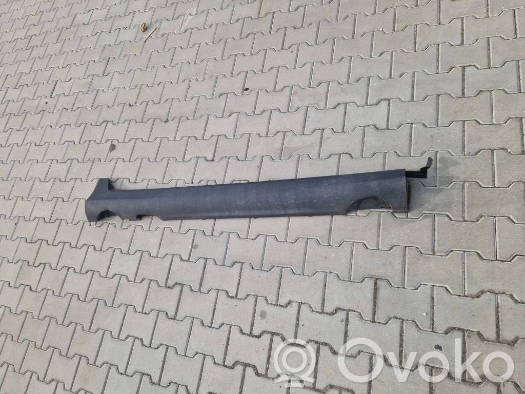 Volvo XC60 Sill 