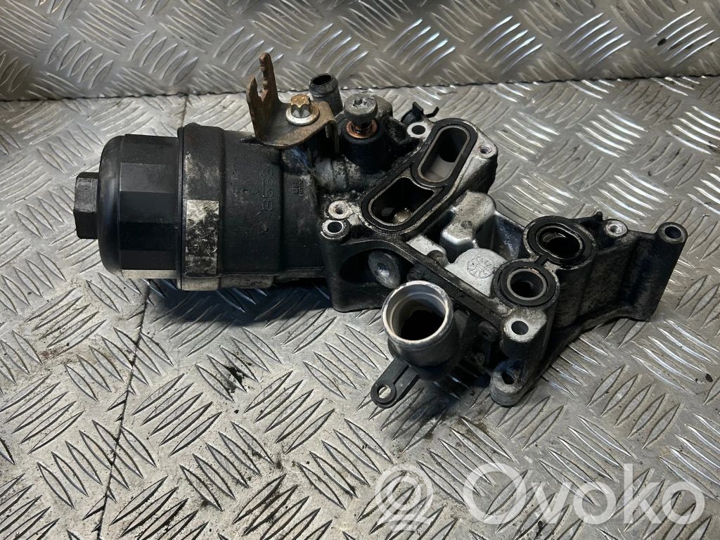 Opel Meriva B Oil filter mounting bracket 